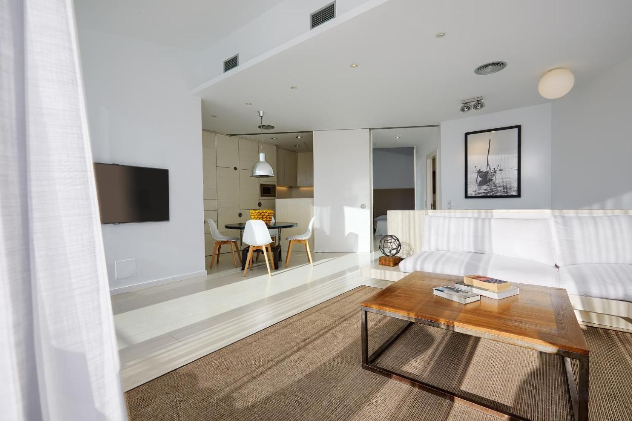 Canvas Apartments&Lofts カダケス エクステリア 写真