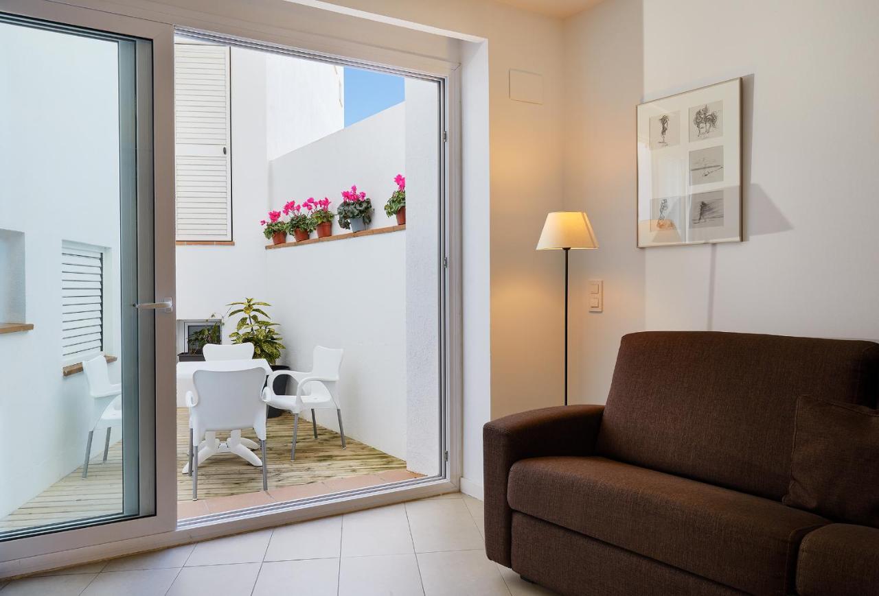 Canvas Apartments&Lofts カダケス エクステリア 写真